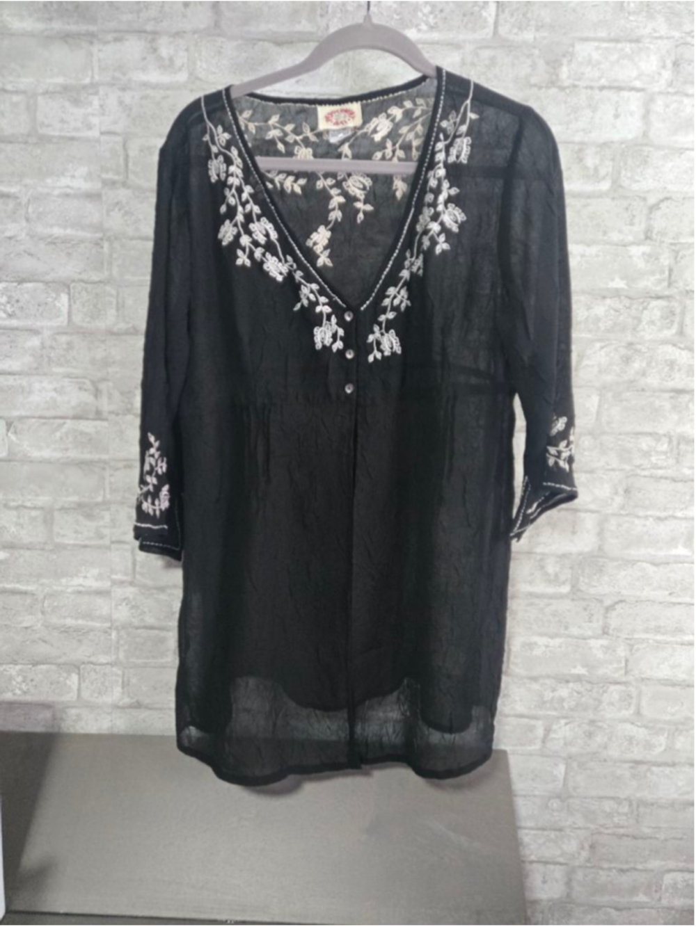Women's Peppermint Bay Black Tunic with White Embroidery Size M